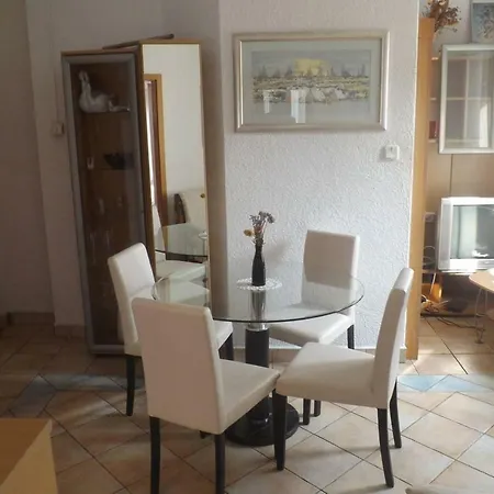 Center Apartment
